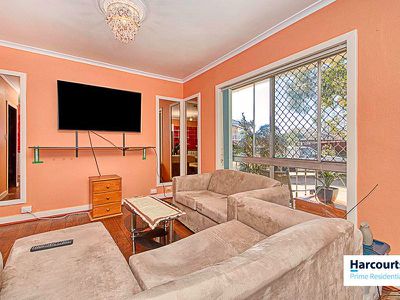 8 / 122 Henderson Road, Queanbeyan
