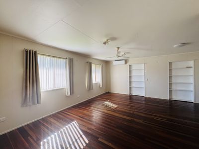 20 Bradman Street, Moranbah