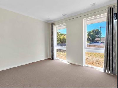 14 Waratah Drive, Camillo