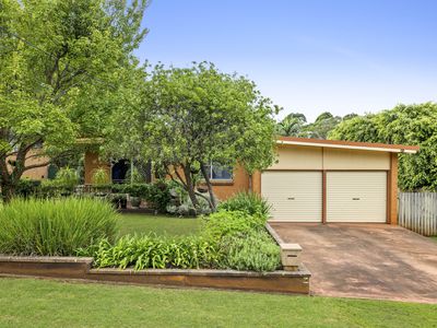 16 Hazzard Street, Centenary Heights