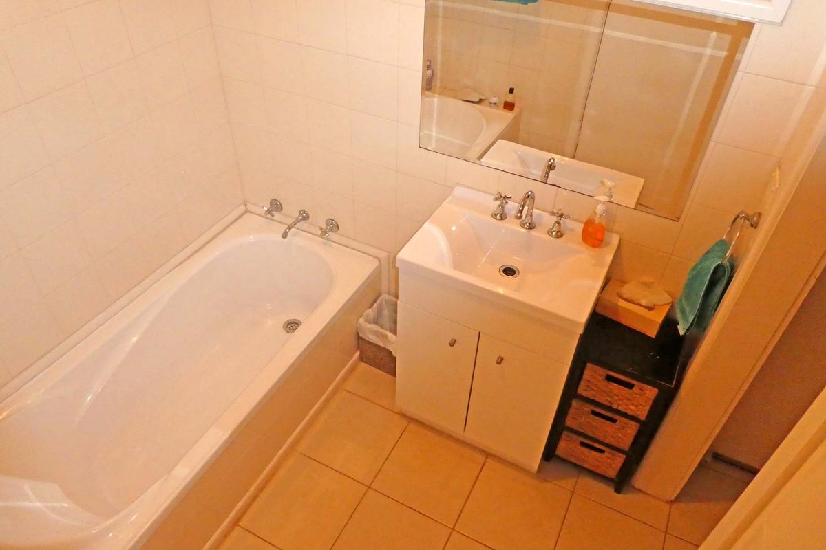 5 Weller Road, Lancaster