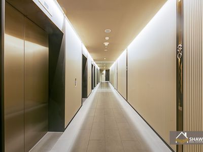 3015 / 70 Southbank Boulevard, Southbank
