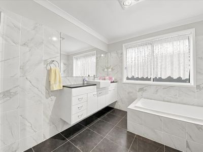 12 Highland Crescent, Thirlmere