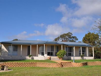 90 Sandhills Road, Forbes