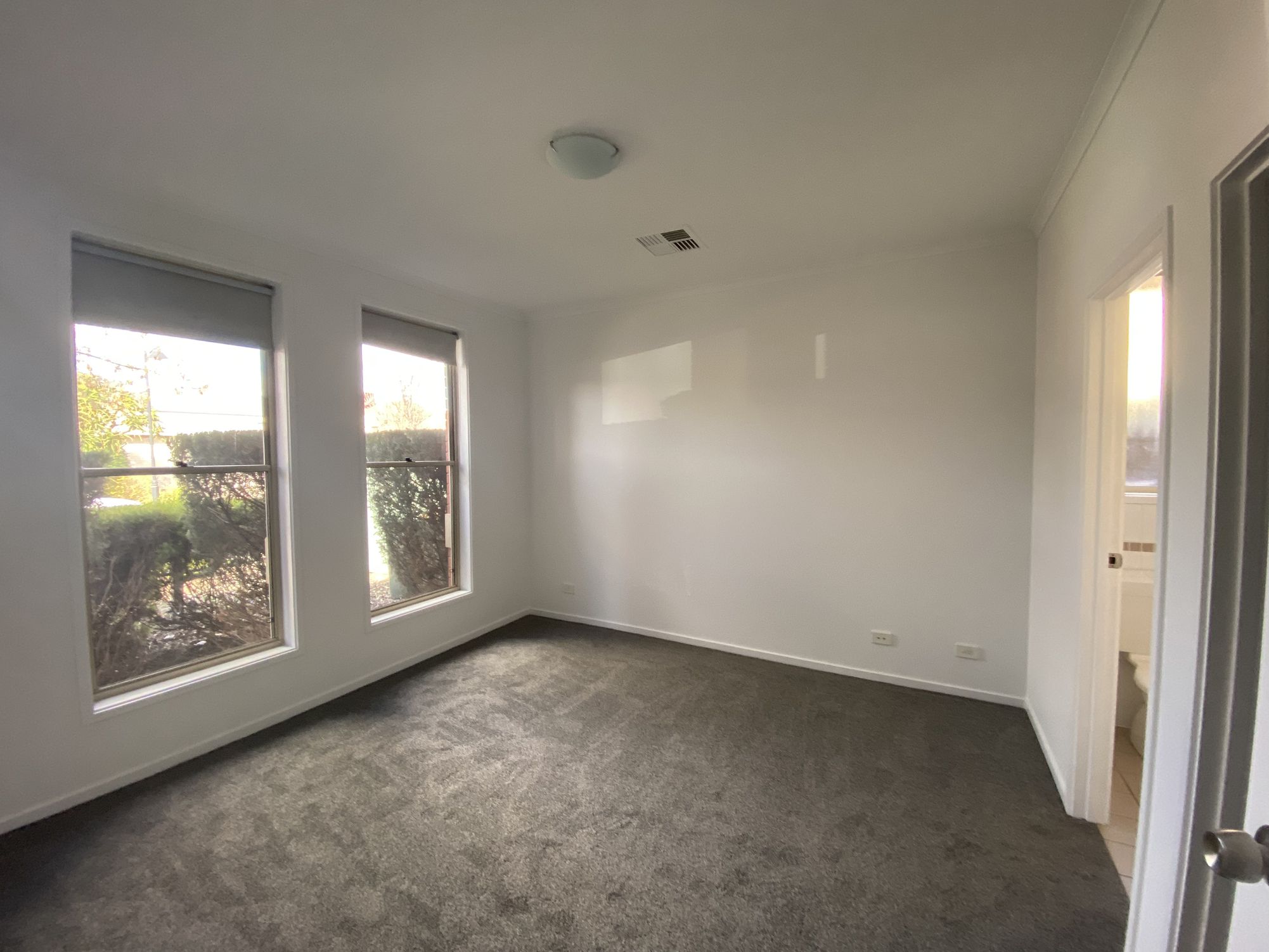 96 Shoalhaven Circuit, Mawson Lakes