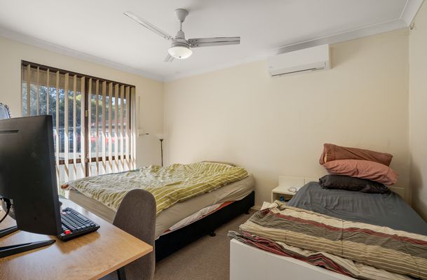 12 / 6 Ashford Avenue, Rockingham