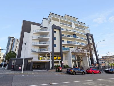 18 / 1 Coolgardie Street, West Perth