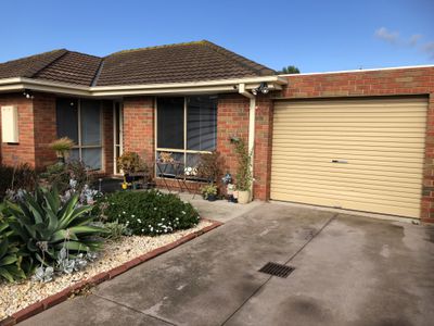 2/29 Oriole Drive, Werribee