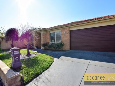 13 Peveril Crescent, Cranbourne North