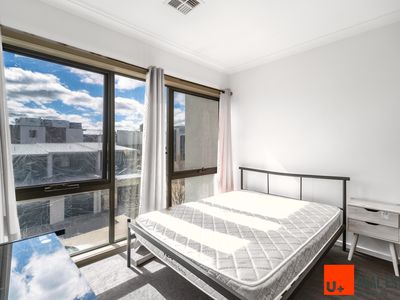 27 / 40 Henry Kendall Street, Franklin