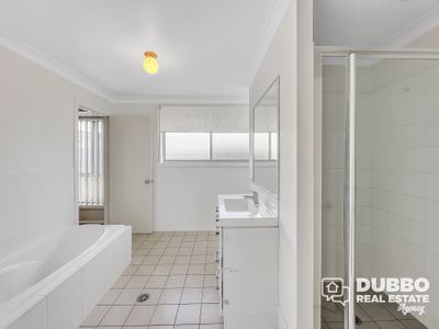 43 Catherine Drive, Dubbo