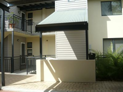 4 / 3 Thirlmere Road, Mount Lawley