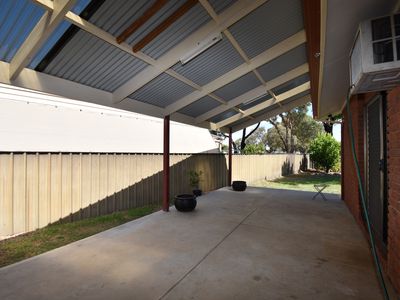 11 WENHAMS LANE, Wangaratta