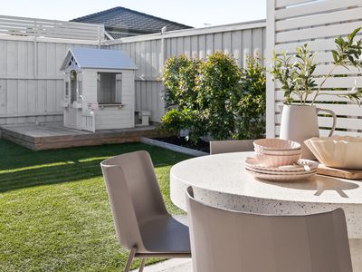 8 Alicante Street, Clyde