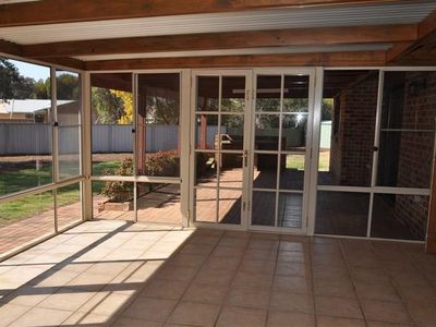 5 Elm Place, Forbes