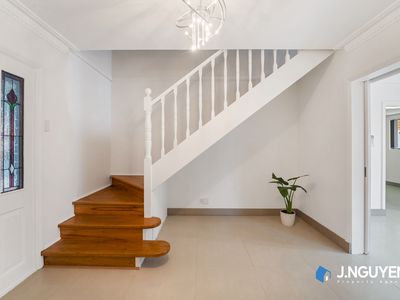 2 Drummoyne Crescent, St Johns Park