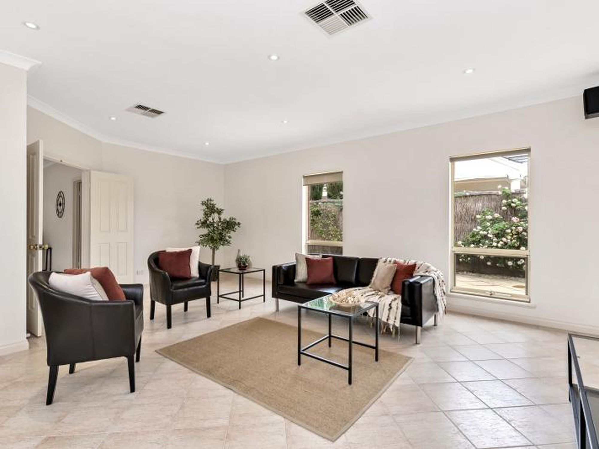 8 Alexander Court, Novar Gardens