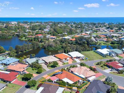 5 Turnbull Court, Urangan