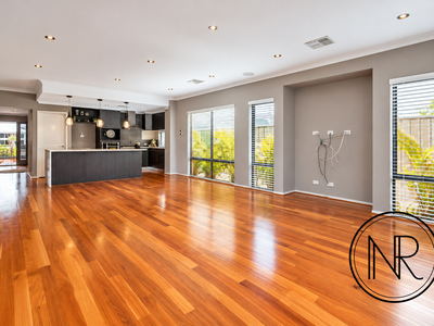 8 Dealey Elbow, Harrisdale
