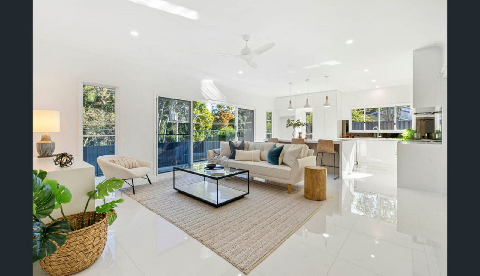 Photo 16 of 28, 4 Wyandra Street, Noosa Heads
