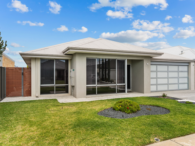 14 Brampton Road, Wandi