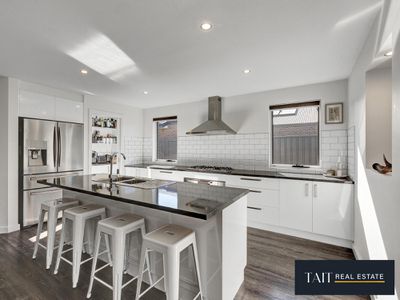 22 Currawong Drive, Wangaratta