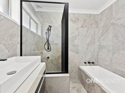 219 - 221 Kanahooka Road, Kanahooka