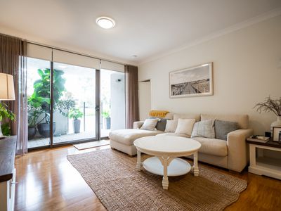 2 / 1 Stadium Drive, Floreat