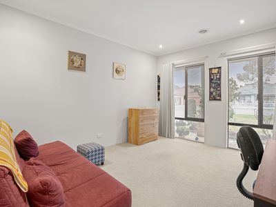 10 Grandis Drive, Baldivis