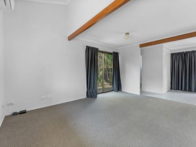 2 / 19 Bunowen Street, Ferny Grove