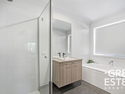 38 Koala street , Cowes