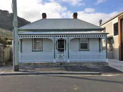 4 Alexander Terrace, Stanley