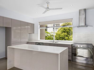 3/38 Denman Street, Greenslopes