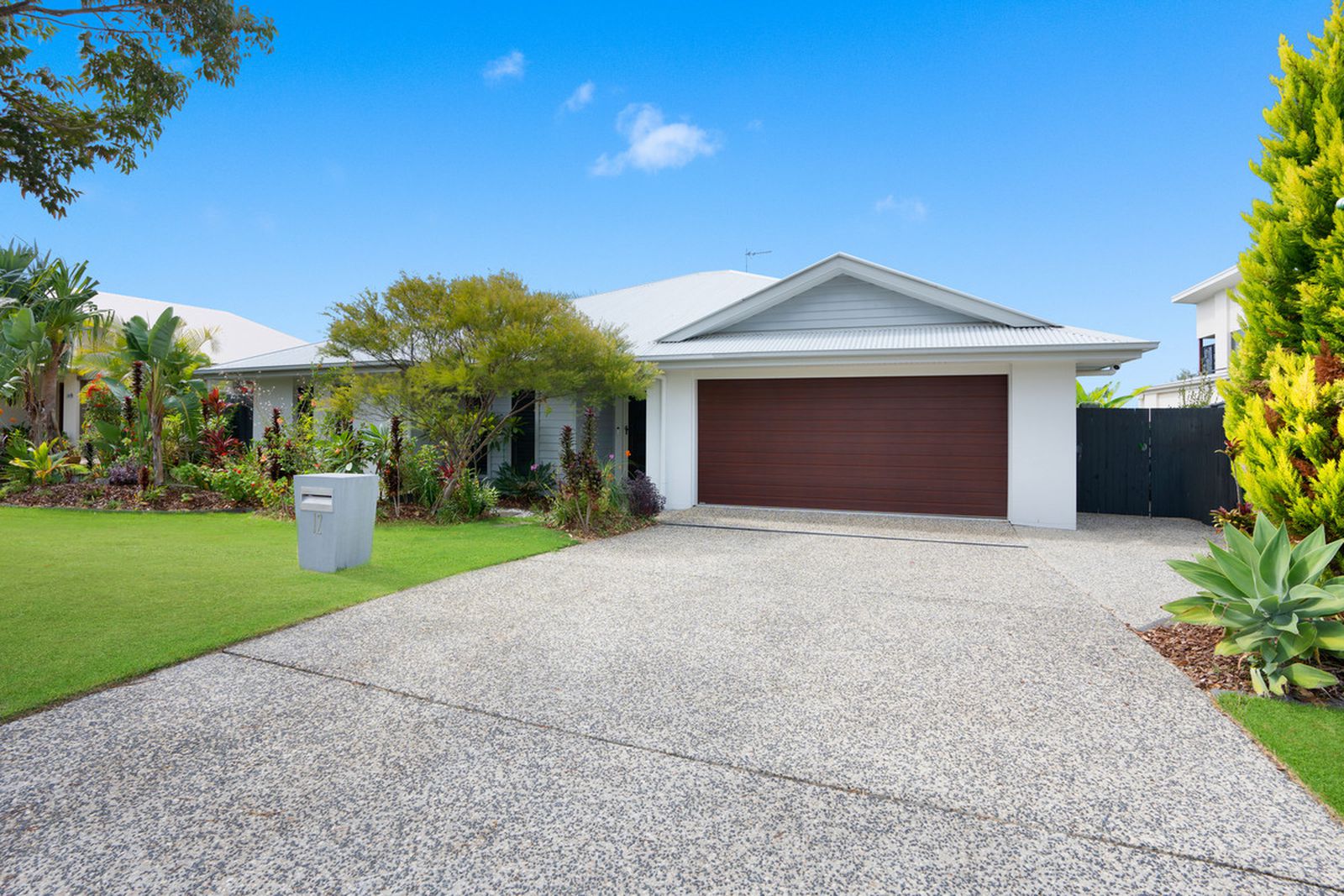 Photo 2 of 15, 12 Feathertail Place, Peregian Springs