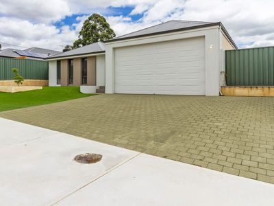 5 Darwinia Crescent, Helena Valley