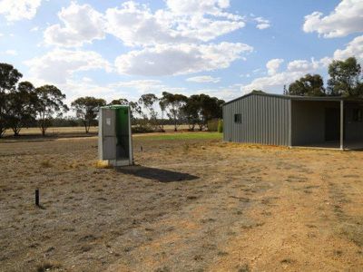 6511 Swan Hill Road, Moulamein