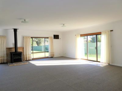 14 Smythe St, Avenel