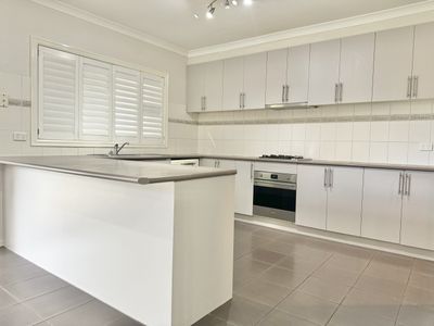 14 Maclarens Close, Wyndham Vale