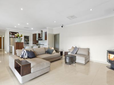 14 Doyle Crescent, Seymour