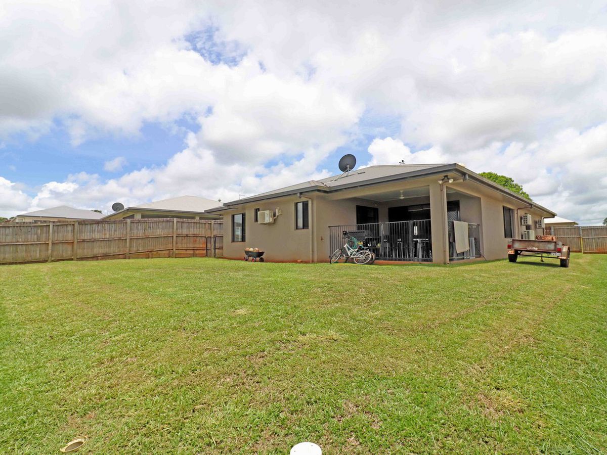 7 Robertson Close, Atherton