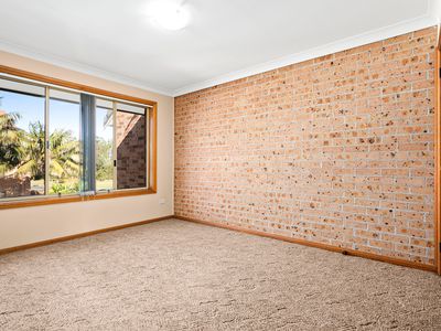 2 / 13 Grove Circuit, Lake Illawarra