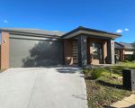 28 Lores Drive, Brookfield