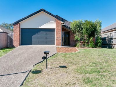 44 Pencarrow Crescent, Raceview