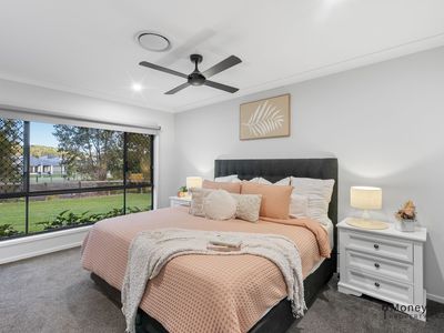 46-48 Townsvale Drive, Woodhill