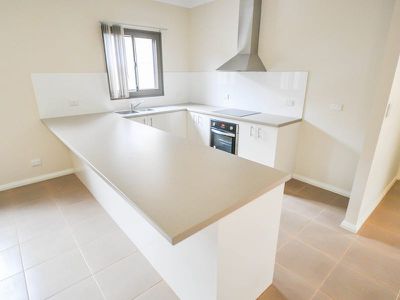 2 / 13 Delamere Place, South Hedland