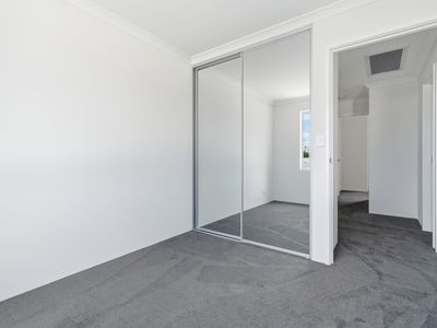 15 Montague Gra, Bushmead