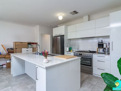 10 Ariane View, Yanchep