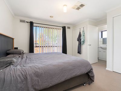 5 ANGUS AVENUE, Wodonga