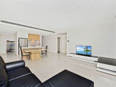 18 / 4 Nipper Street, Homebush