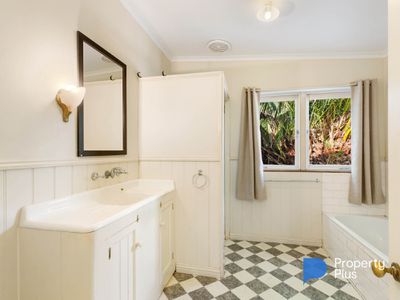 119 Eaglehawk Road, Long Gully